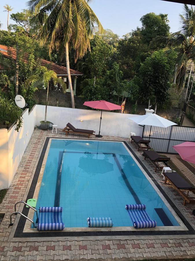 Villa White Hikkaduwa Bagian luar foto